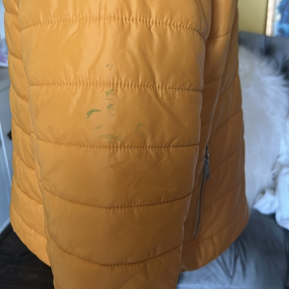 Women’s mustard colored Quilted Jacket - Picture 5 of 9